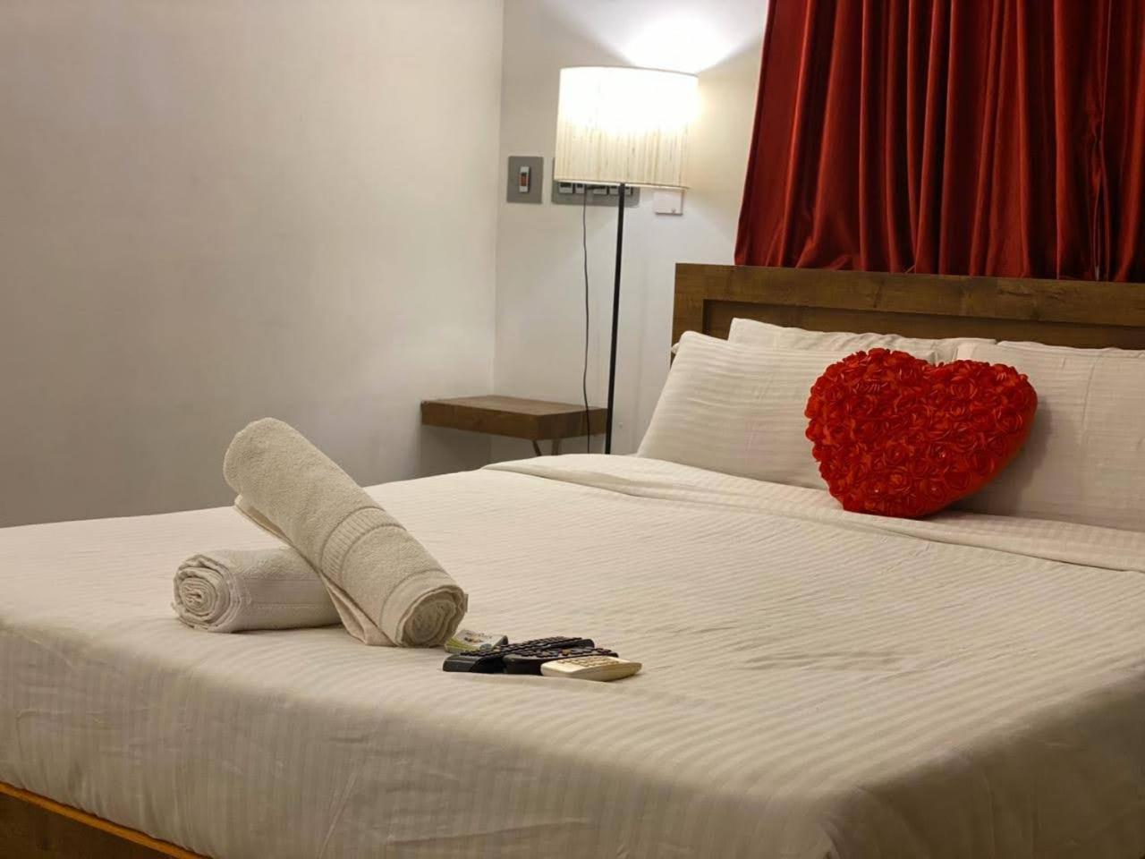 La Paradise Residency - Tie Hotels & Resorts Пондичерри Экстерьер фото